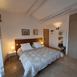 - Les Grenadiers De Sat Saint-Saturnin-lès-Apt